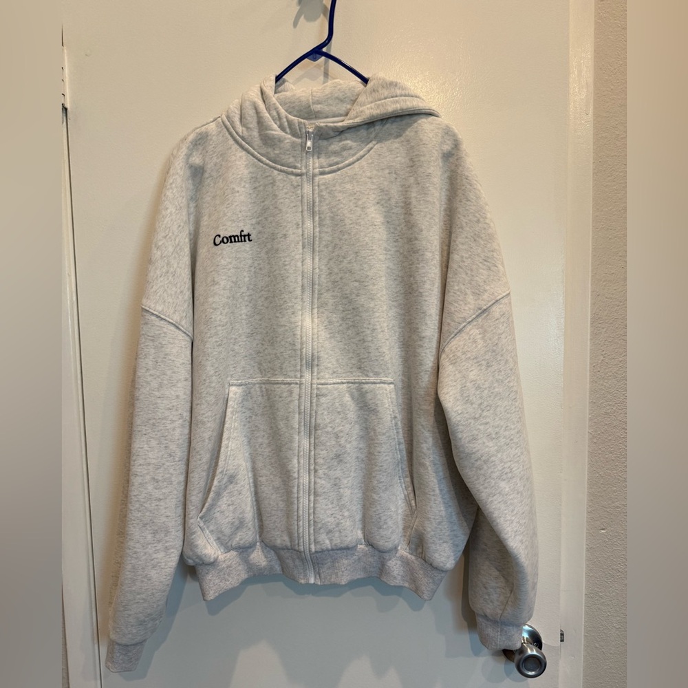 Comfit Women's Gray Hoodie